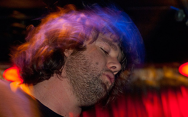 The_Washed_Out_Lux_02.jpg