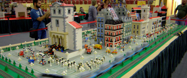 CAMPO PEQUENO LEGO(R) FAN EVENT