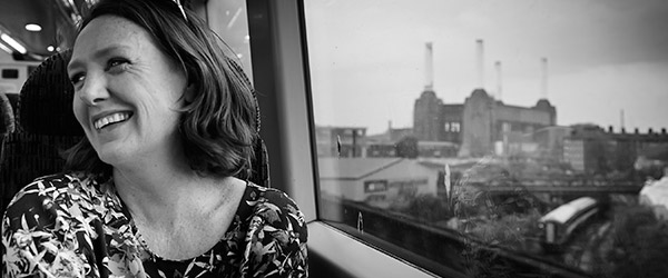 “A Rapariga no Comboio” de Paula Hawkins
