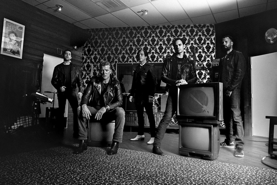 qotsa_alive