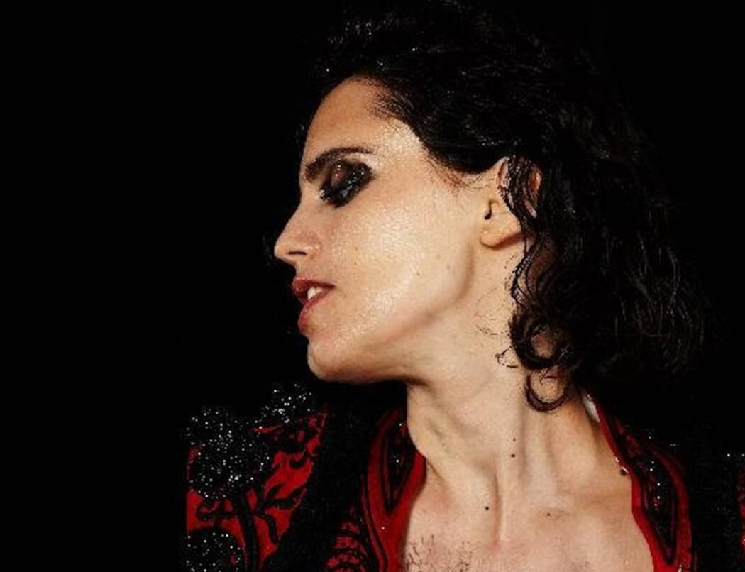 anna_calvi_sbs_2023