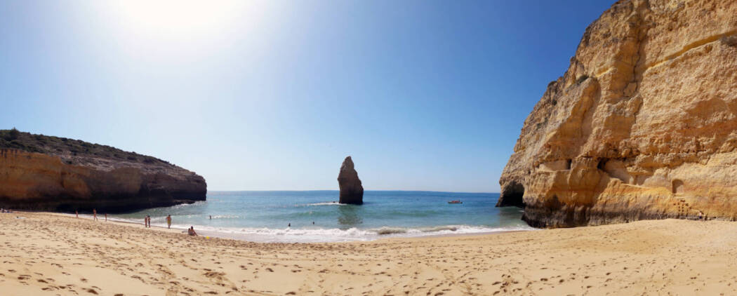 praia-do-carvalho-carvoeiro-algarve-1